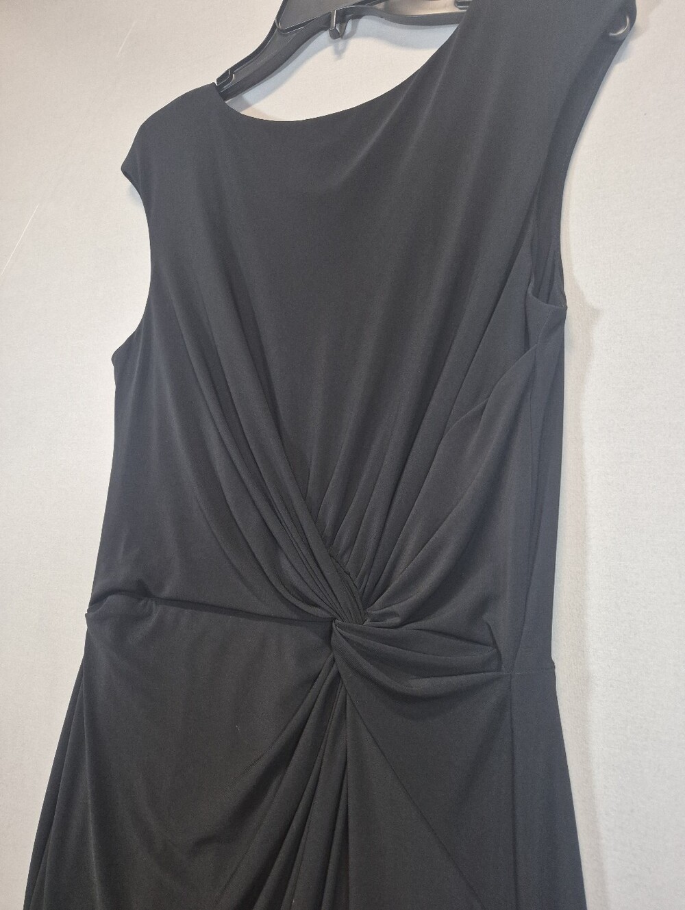 Lauren Ralph Lauren Women’s Size 14 Black Ruched Twist Front Sleeveless Dress